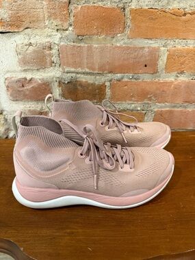 Lululemon Women's Lace-Up Sneaker Boot in Dusty Pink